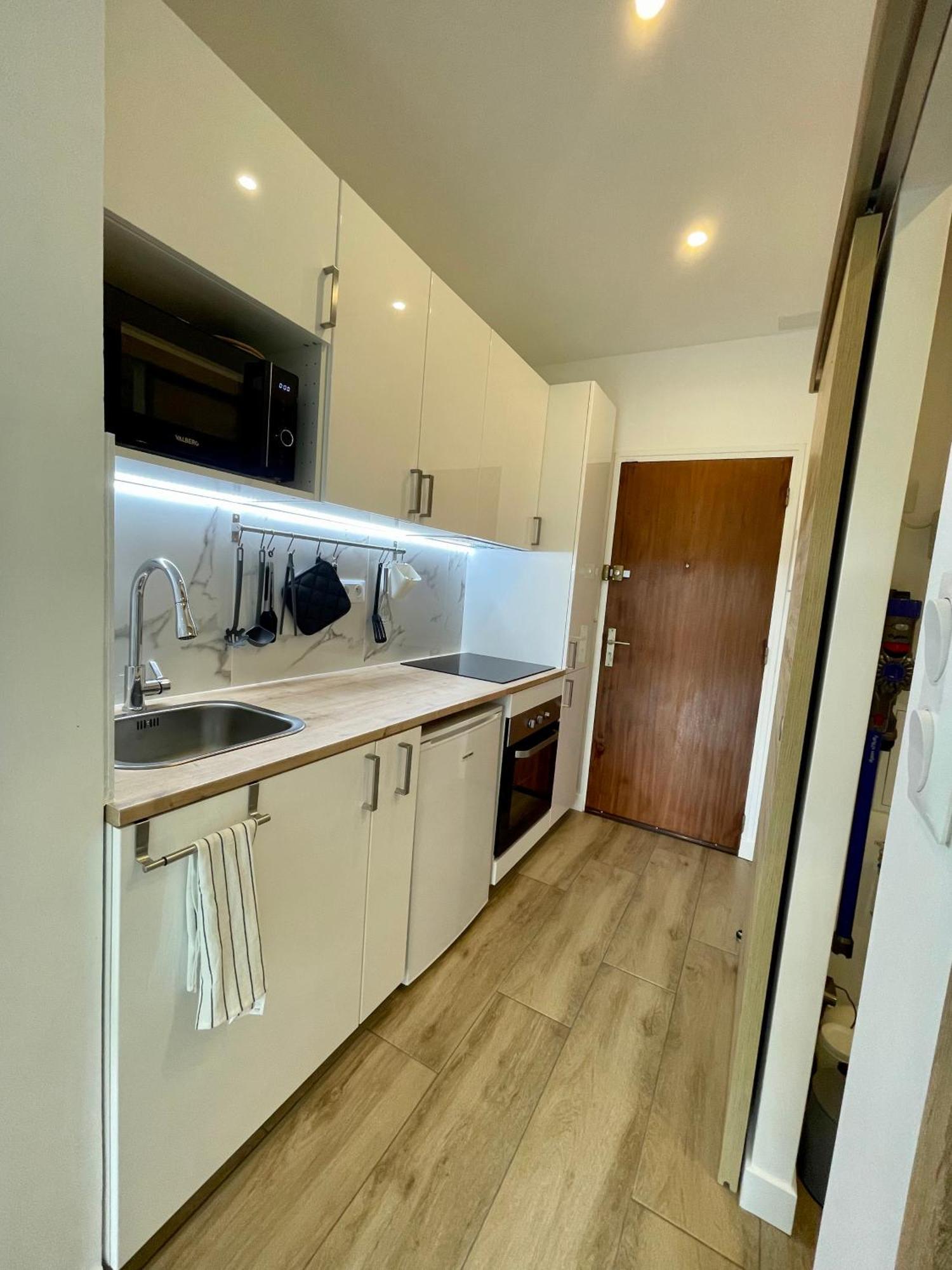 Superbe Studio Avec Terrasse Proximite Plage Saint-Mandrier-sur-Mer Exterior photo